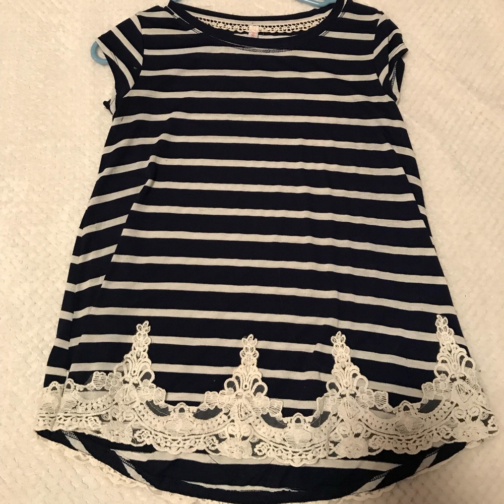 Navy top
